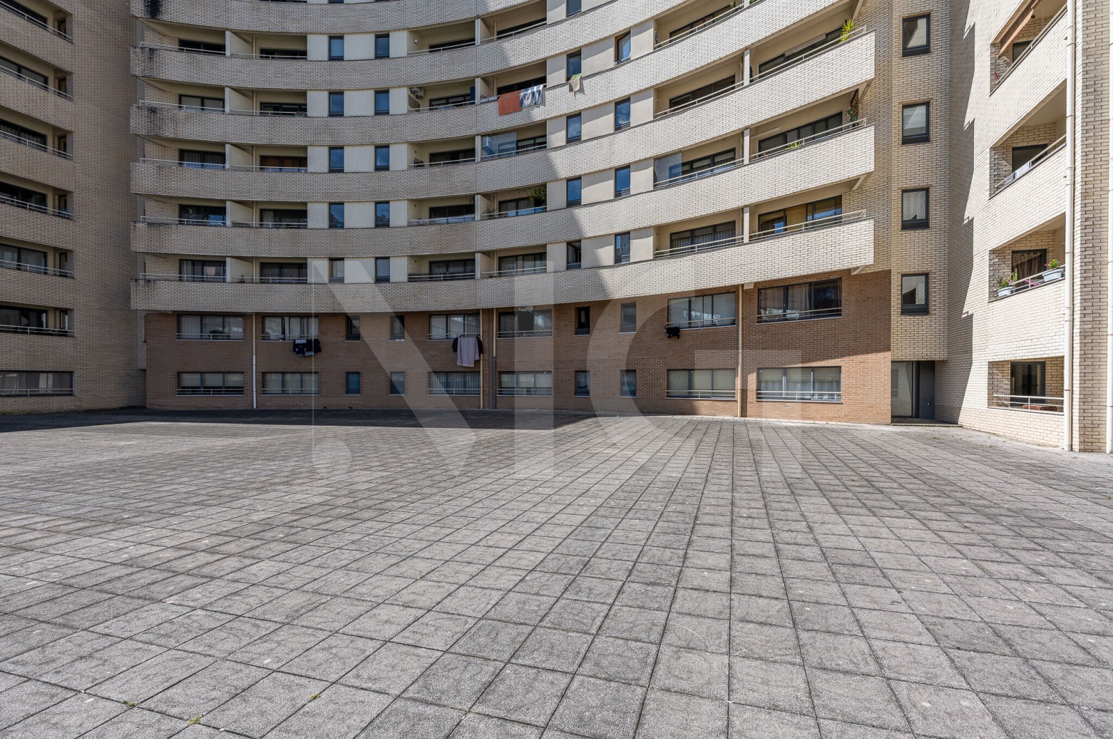 Apartamento T2 para Venda em Rio Tinto, Gondomar, Porto - Área envolvente (Imagem 3)