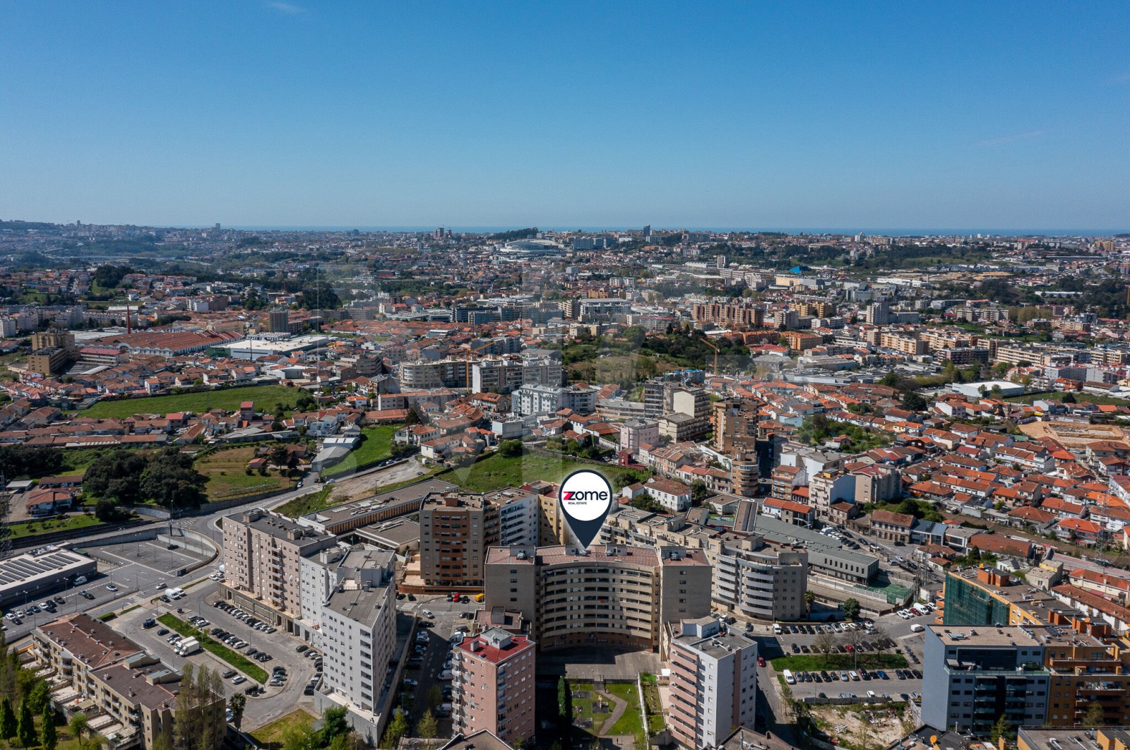 Apartamento T2 para Venda em Rio Tinto, Gondomar, Porto - Área envolvente (Imagem 8)