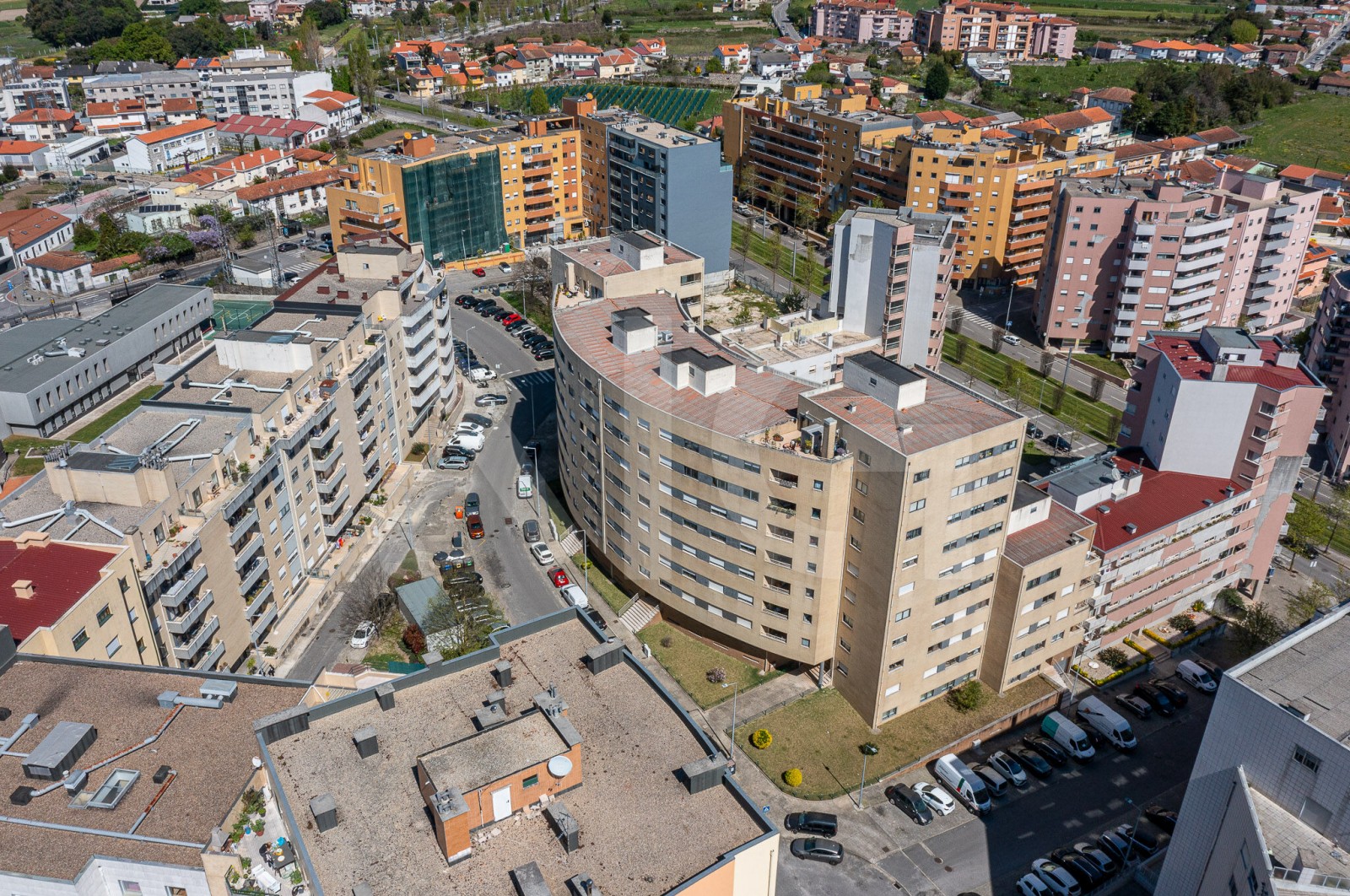 Apartamento T2 para Venda em Rio Tinto, Gondomar, Porto - Fachada (Imagem 7)
