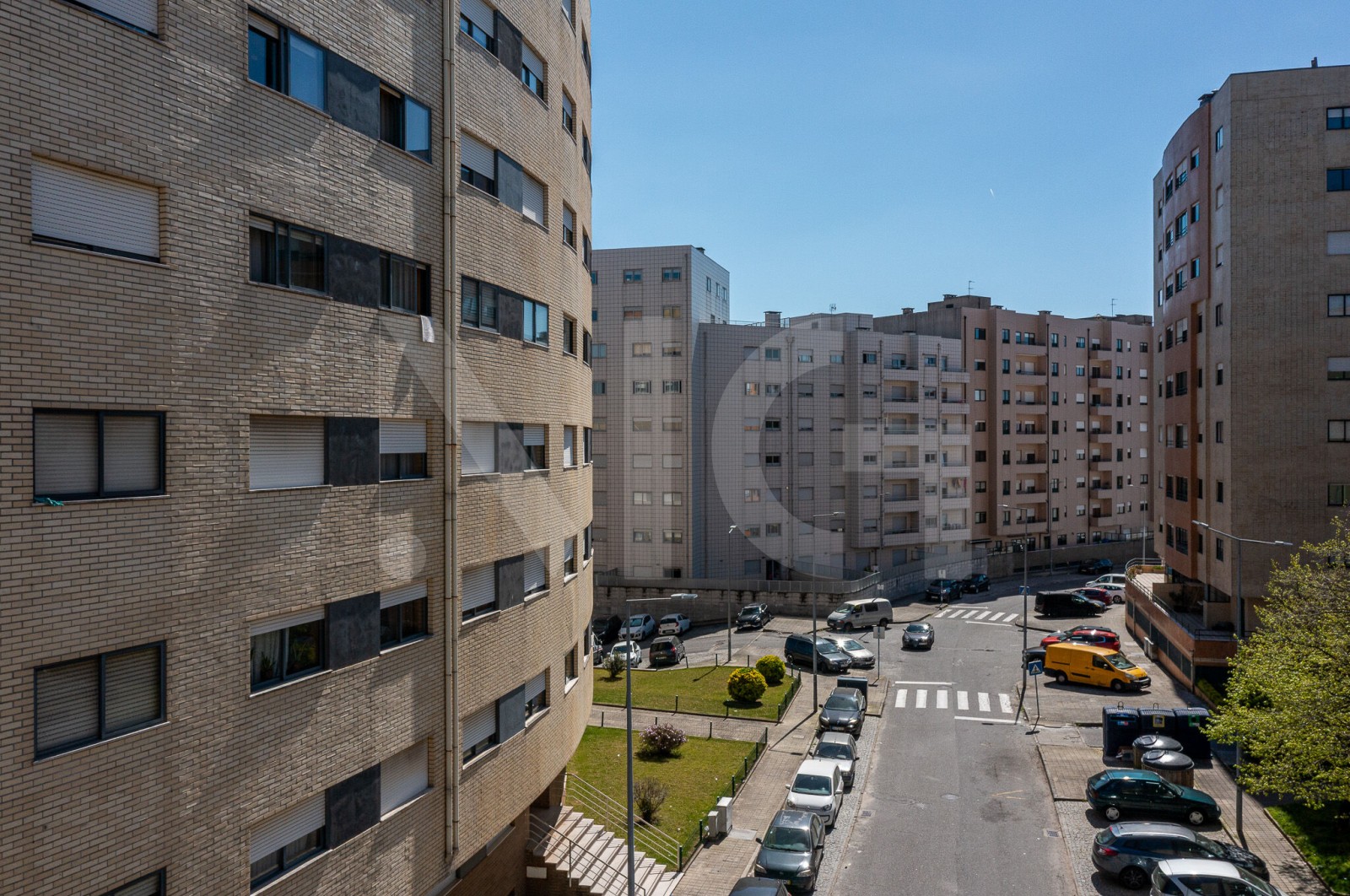 Apartamento T2 para Venda em Rio Tinto, Gondomar, Porto - Área envolvente (Imagem 1)