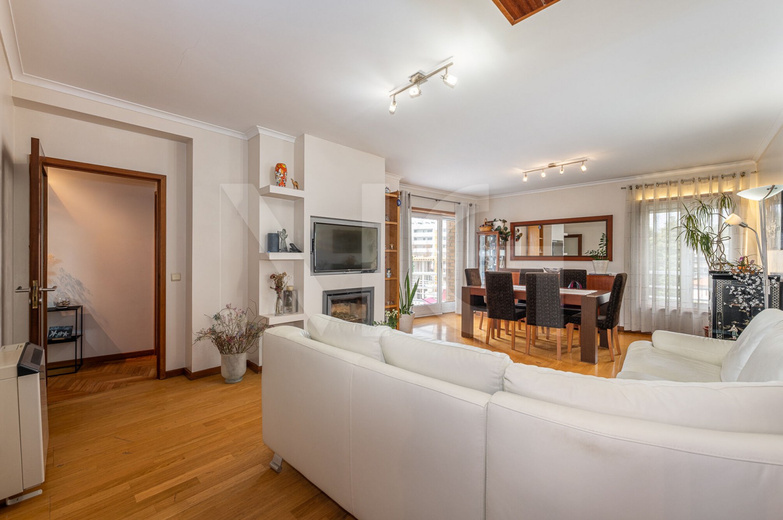 Apartamento T3 para Venda em Moreira, Maia, Porto - Sala (Imagem 1)