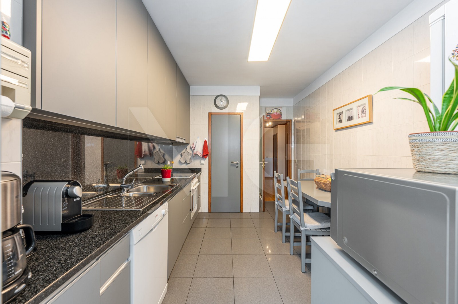 Apartamento T3 para Venda em Moreira, Maia, Porto - Cozinha (Imagem 2)