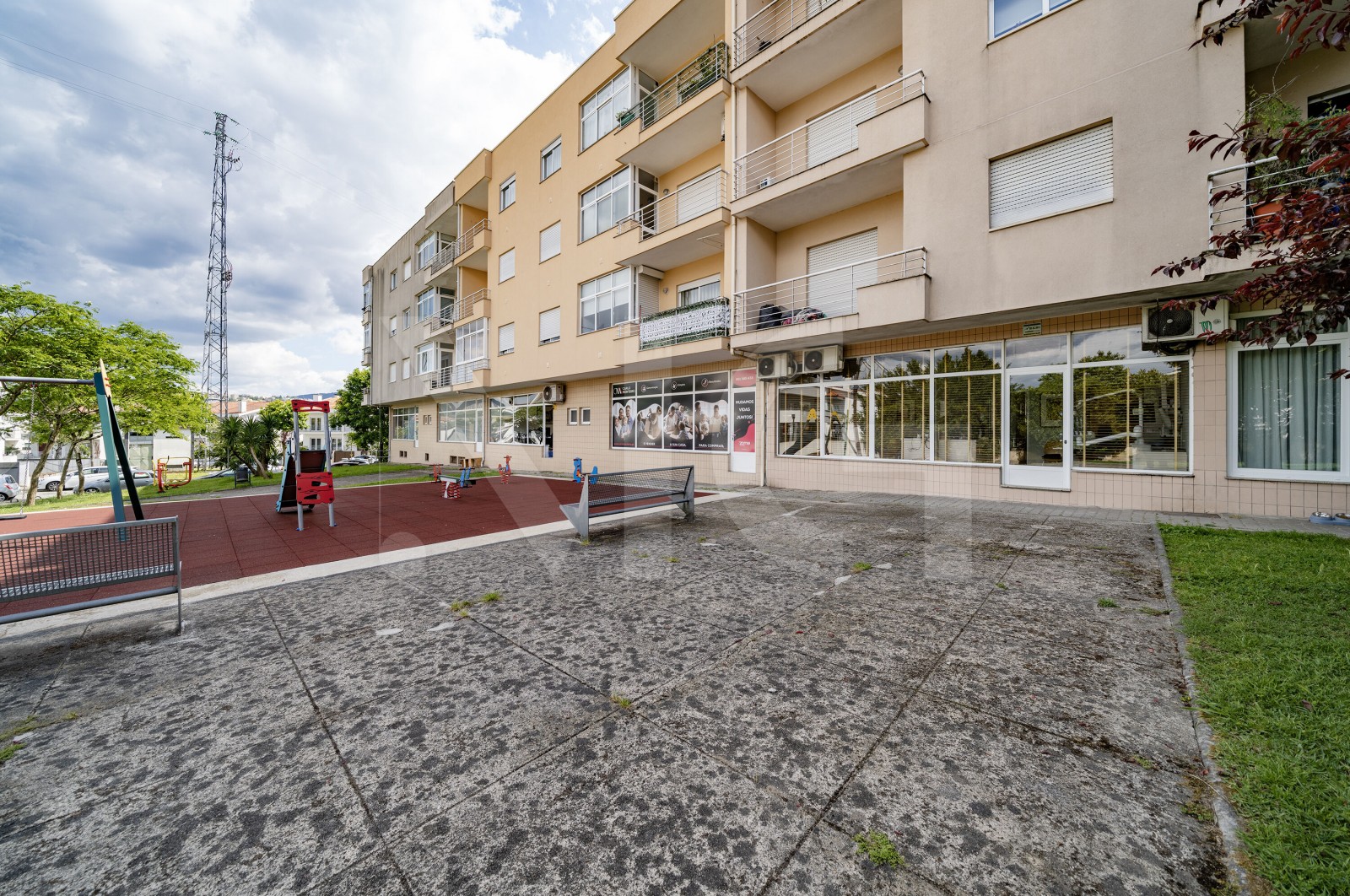 Apartment T2+1 for For sale in Merelim (São Pedro) e Frossos, Braga, Braga - Área envolvente (Imagem 1)