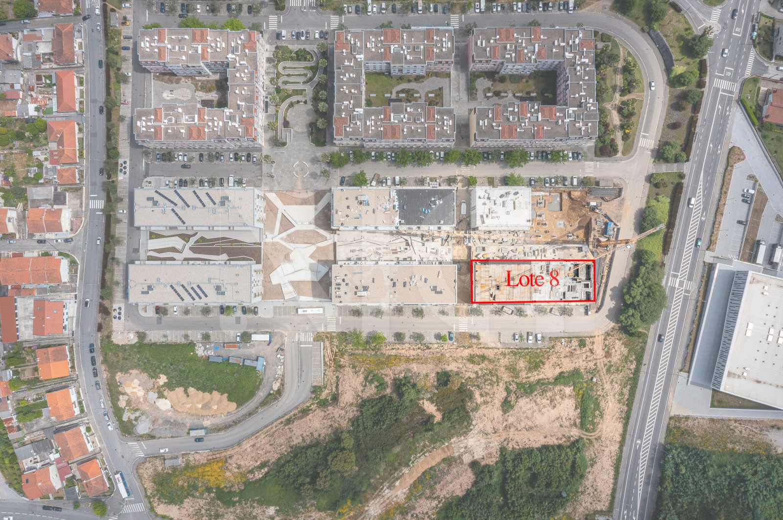 Apartamento T2+1 para Venda em Oliveira do Douro, Vila Nova de Gaia, Porto - Área envolvente (Imagem 1)