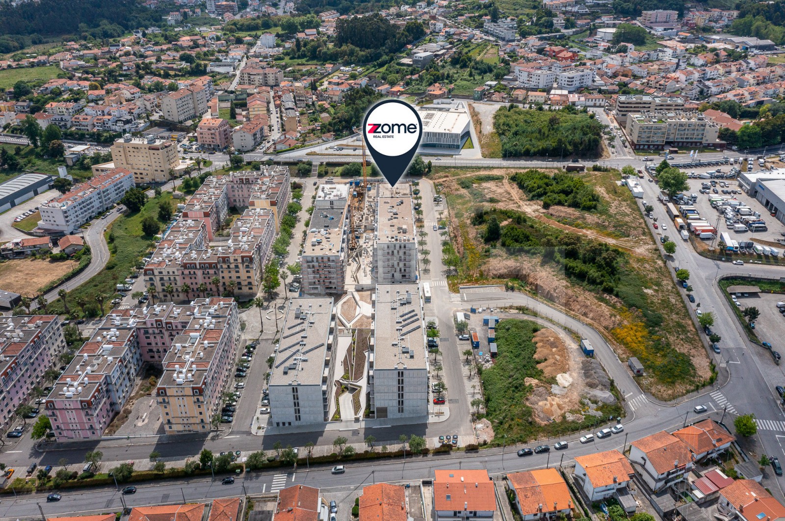 Apartamento T2+1 para Venda em Oliveira do Douro, Vila Nova de Gaia, Porto - Área envolvente (Imagem 19)