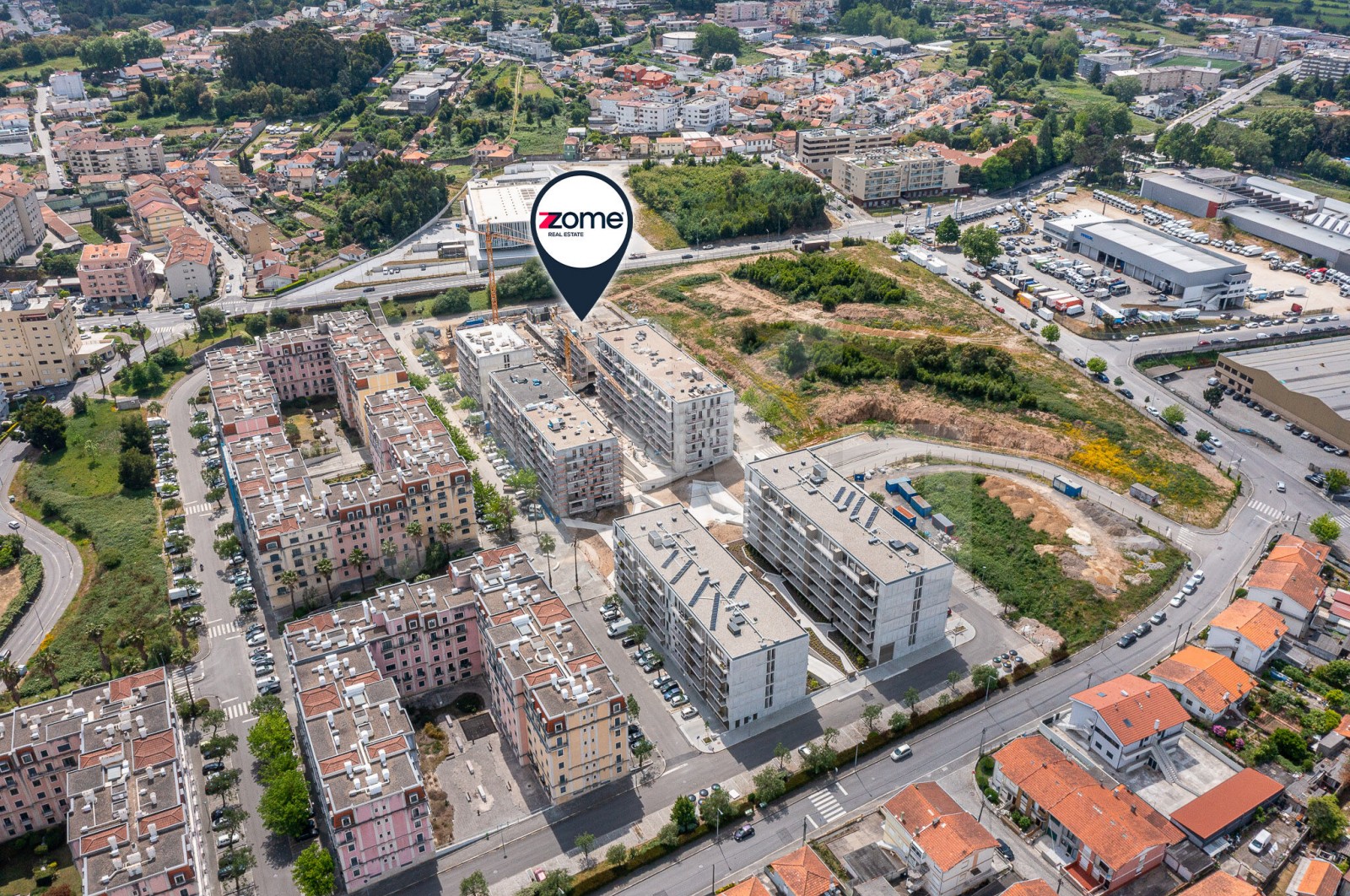 Apartamento T2+1 para Venda em Oliveira do Douro, Vila Nova de Gaia, Porto - Área envolvente (Imagem 20)