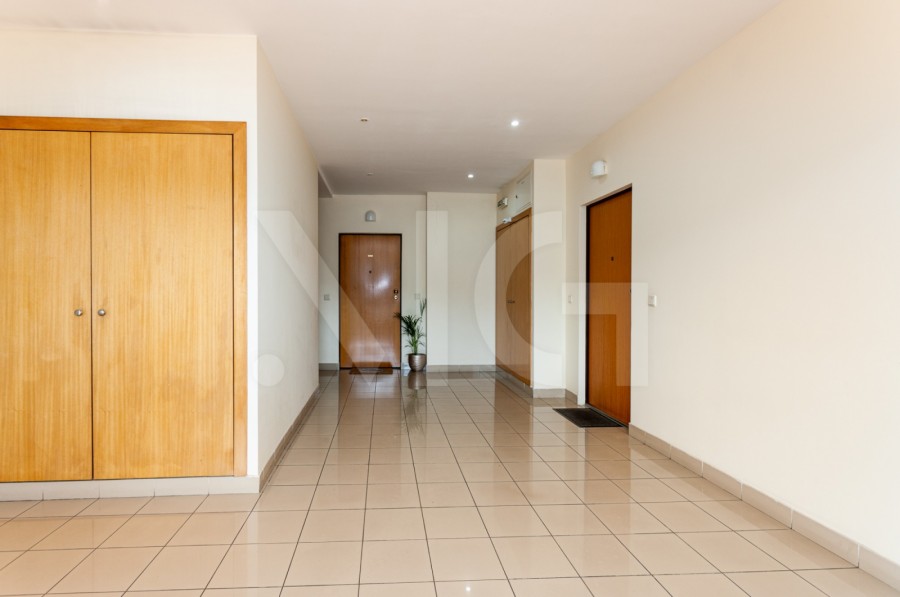 Apartment T2 for For sale in Valongo, Valongo, Porto - Áreas comuns (Imagem 2)