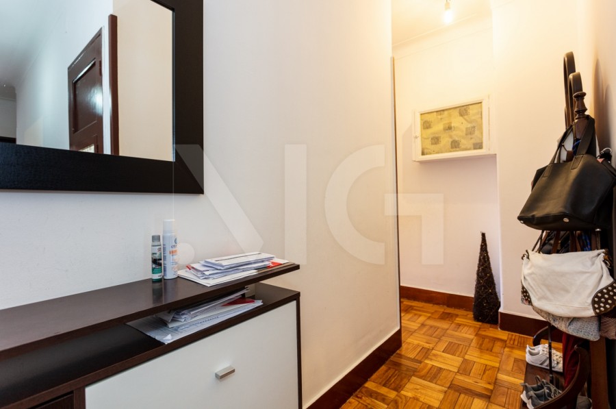 Apartment T3+1 for For sale in Mafamude e Vilar do Paraíso, Vila Nova de Gaia, Porto - Hall de entrada (Imagem 2)