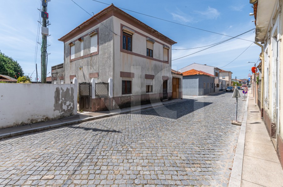 Fachada (Imagem 1)