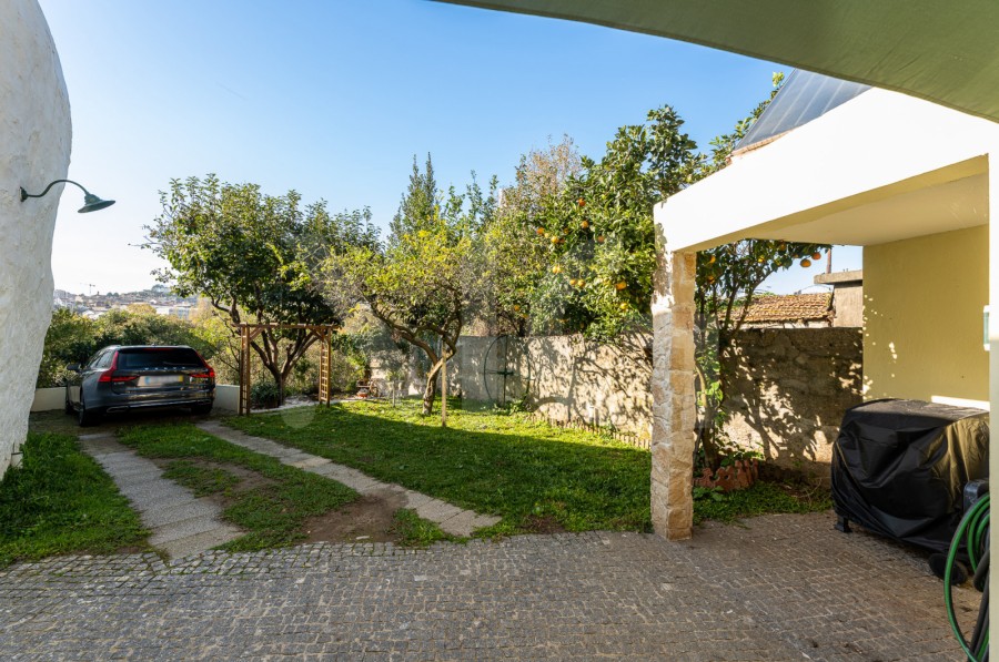 Quintal/Jardim (Imagem 1)