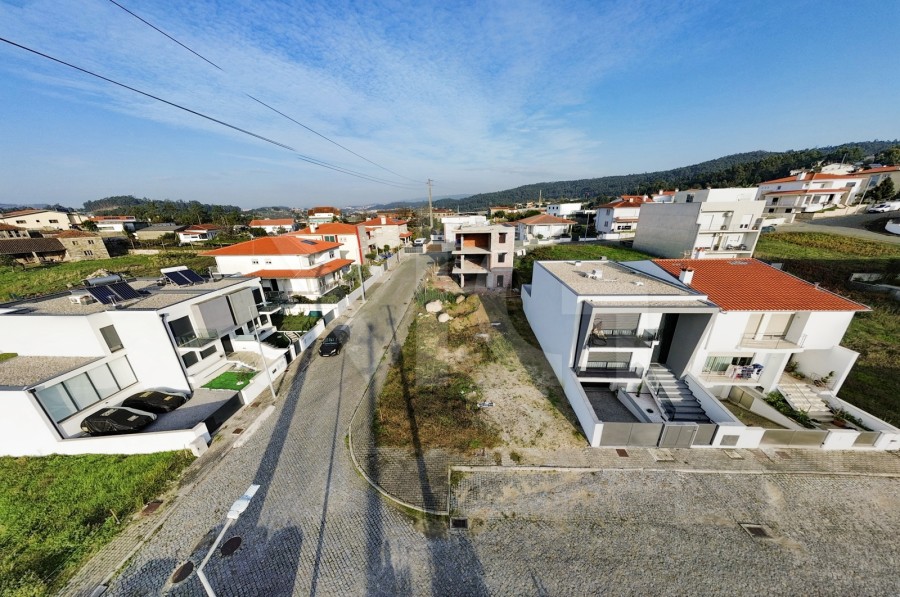 Terreno (Imagem 2)
